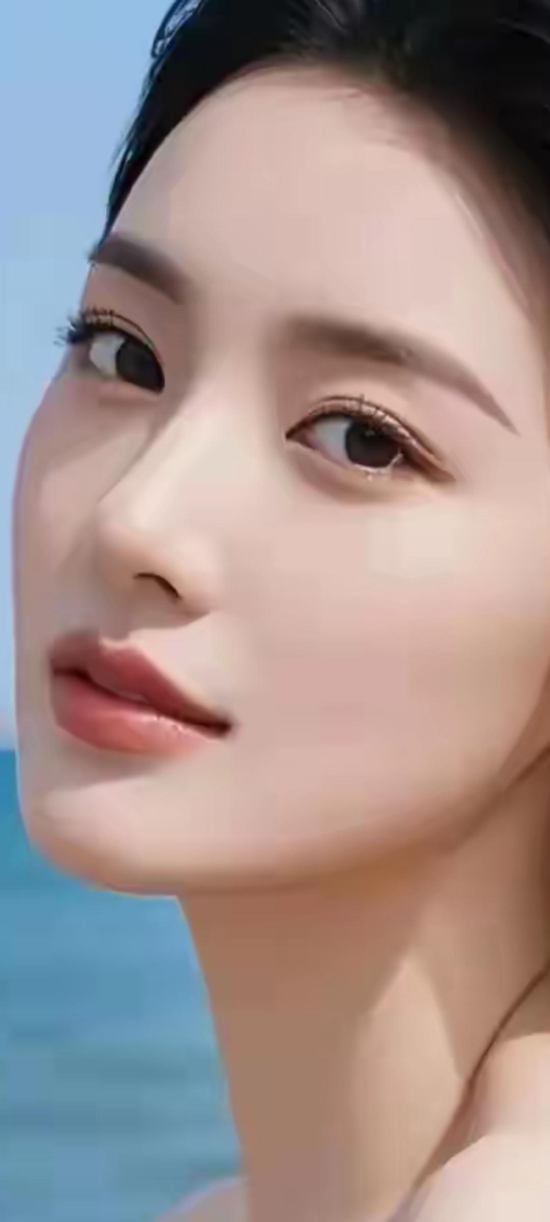 阳光下的温柔微笑，海风轻拂的美好时光。