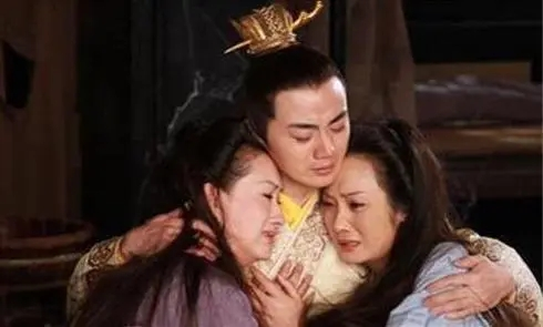 唐朝，太子李弘闲来无事居然走到了掖庭，无意间看到被幽禁的两个姐姐，都三十多岁了,