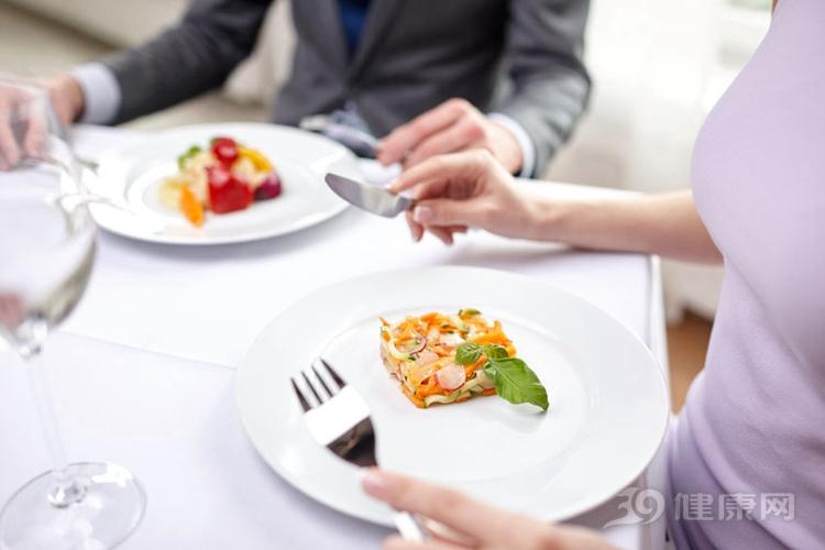 不想吃出病, 吃晚餐牢记“3个不要”! 想做到不难