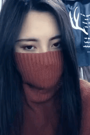 小姐姐，答应我，没有什么事情就一直戴着口罩吧，对自己好，对周围的人也好。