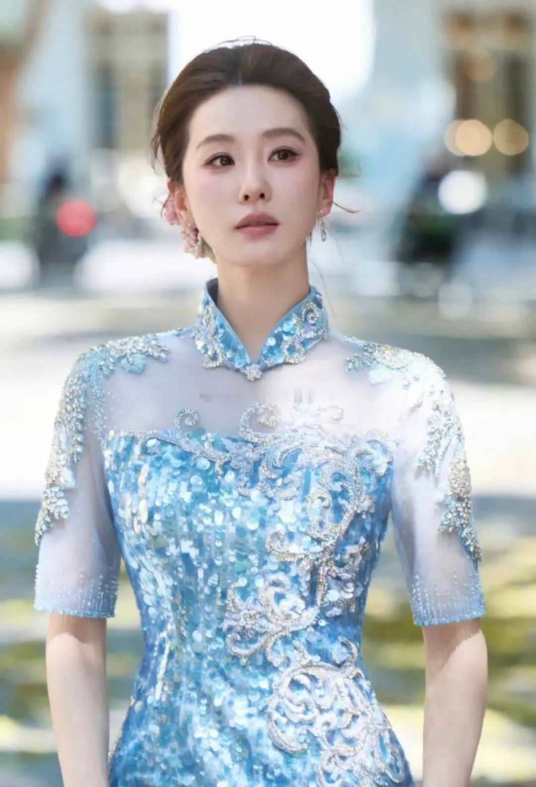 女明星旗袍造型～🤩🤩​