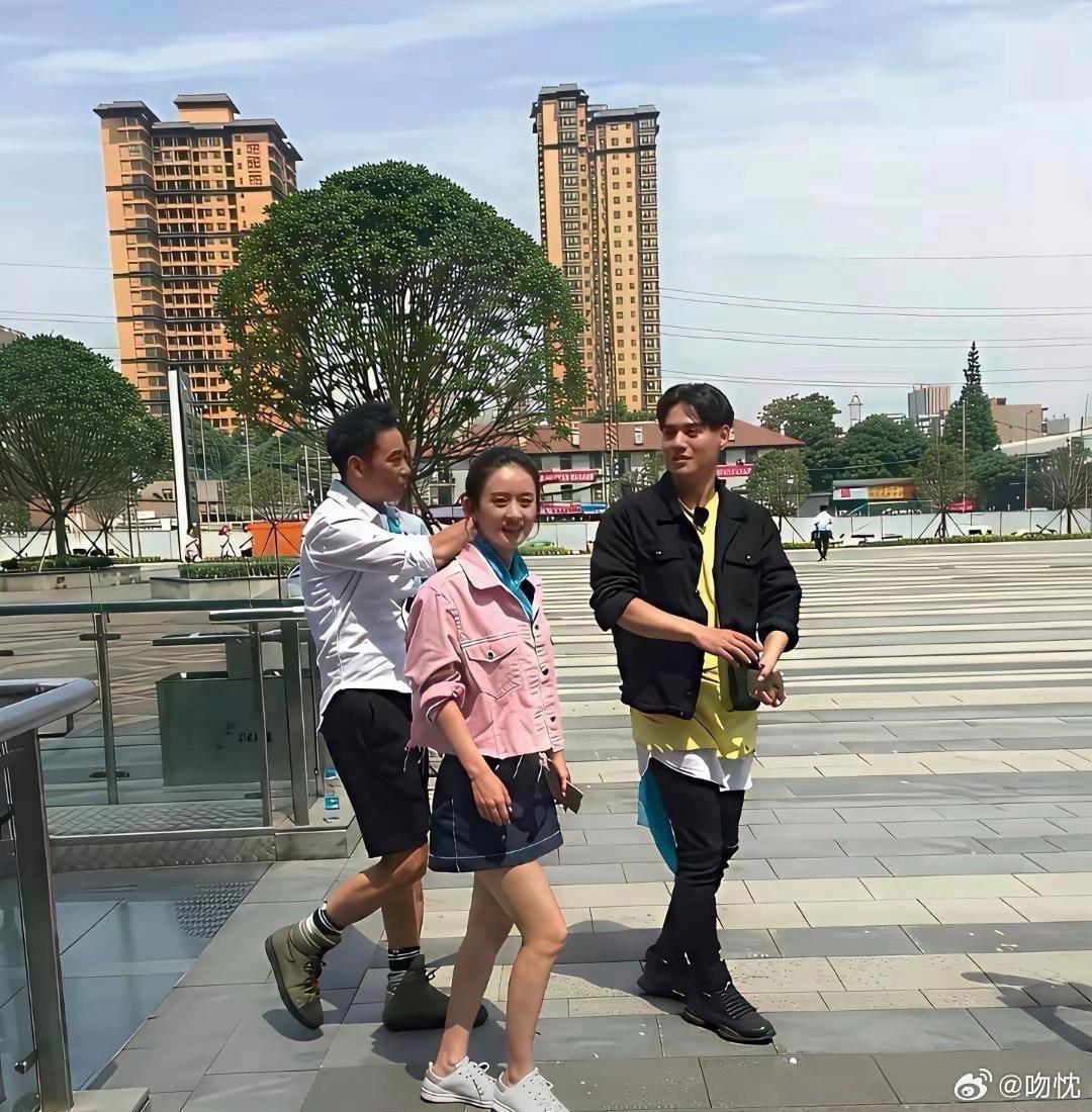 真实的赵丽颖，你们能接受吗