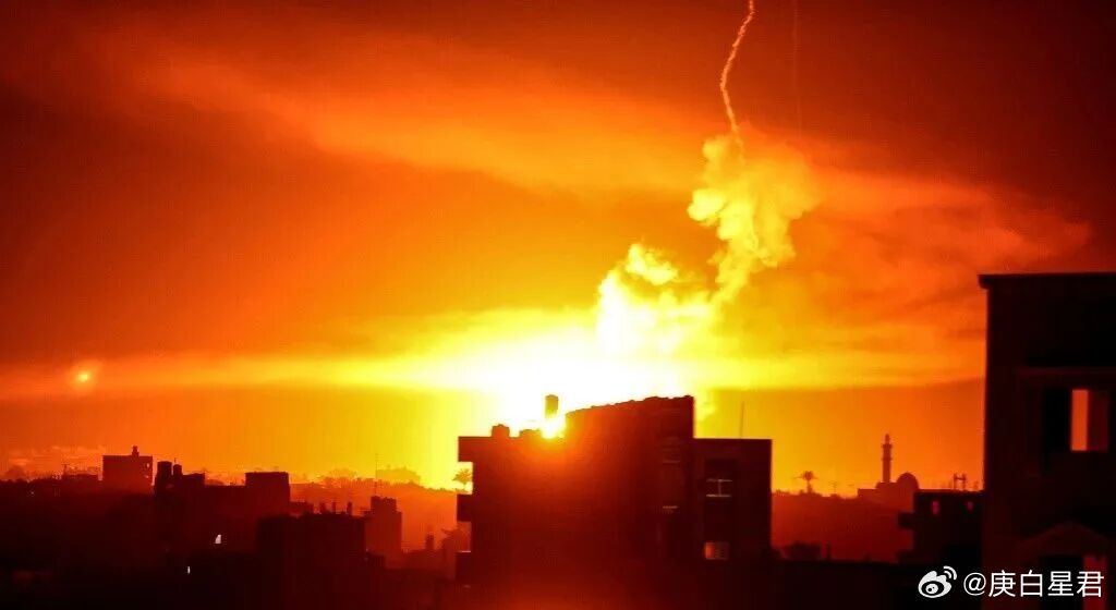 泪目了！伊朗向死而生，让美以绝望的一幕出现了！美伊战争已进入第15天！面对拒不投