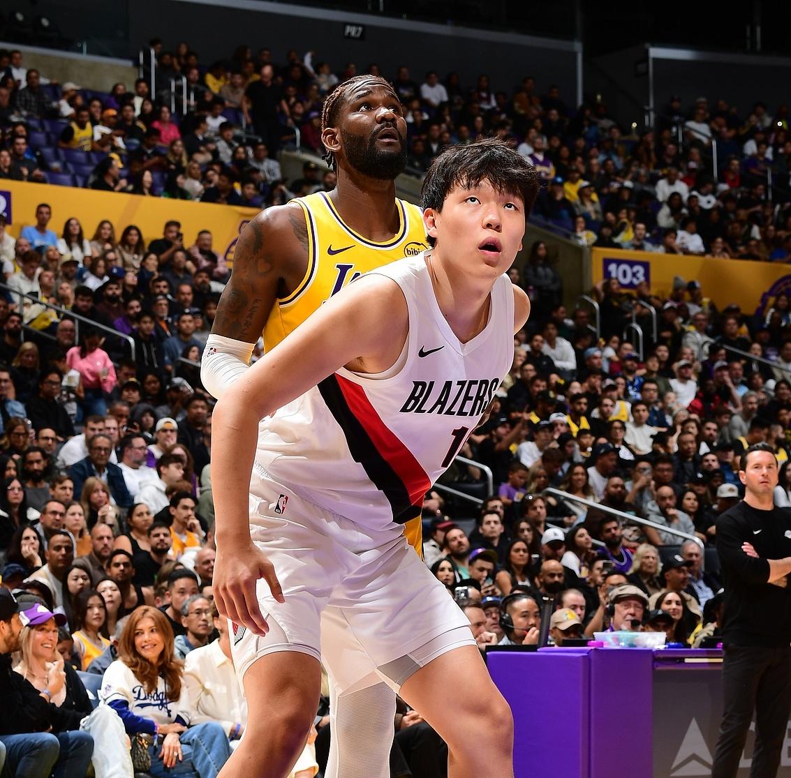 杨瀚森带女朋友去美国引起巨大争议，是表现不佳的原因吗？不是不可以带，是他没有处理