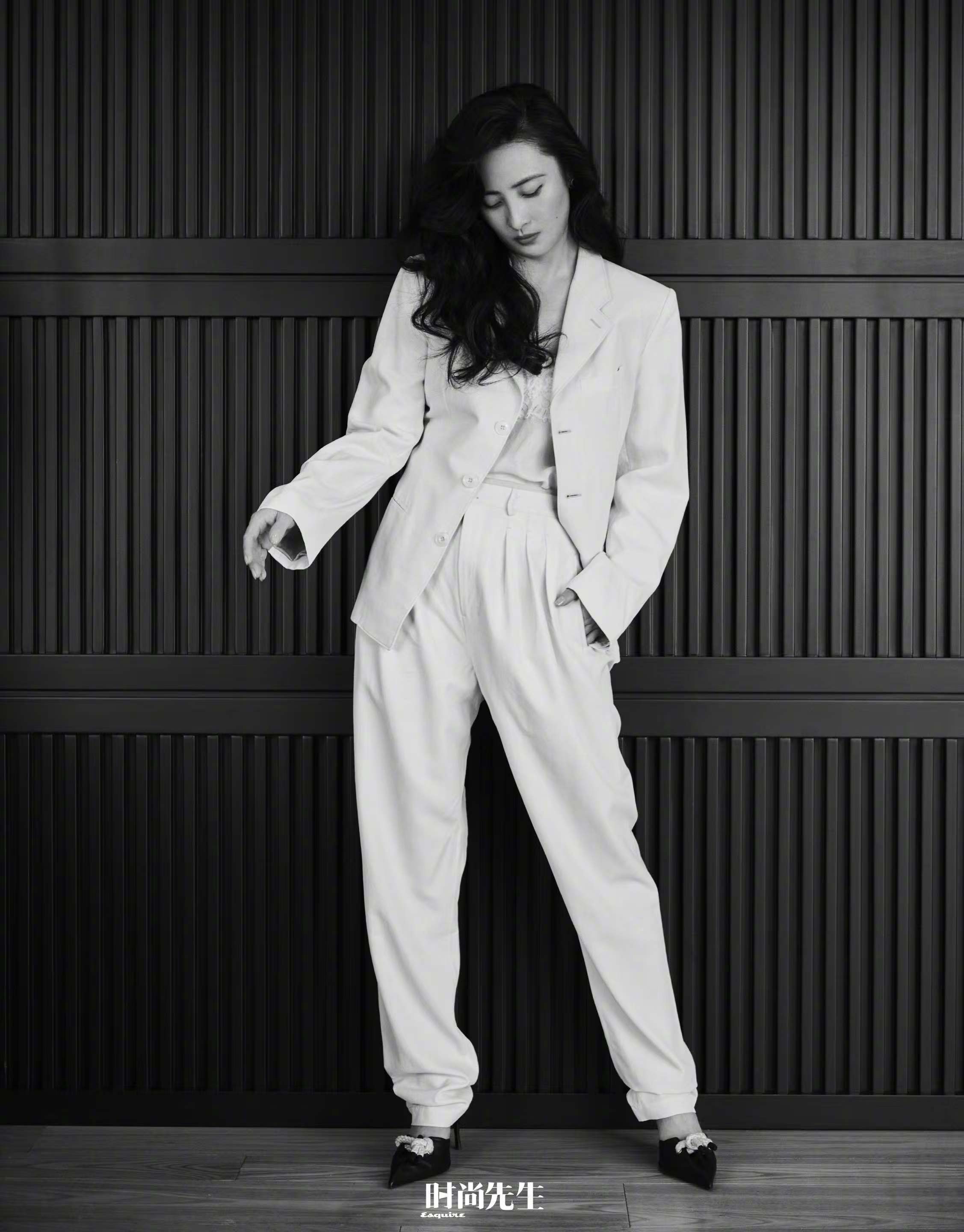 蒋勤勤在复制粘贴的时代，你是手写的诗