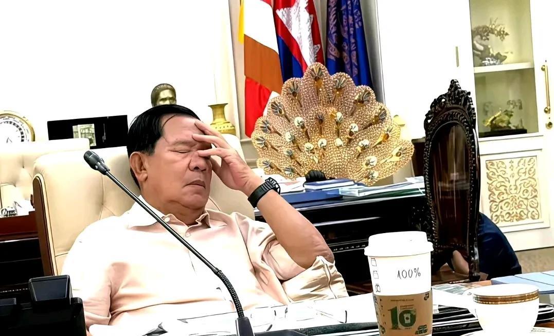 星巴克喝得快吐了，该愁还得愁啊！局势怎么不按“剧本”走呢？！老朋友得罪完，一点好