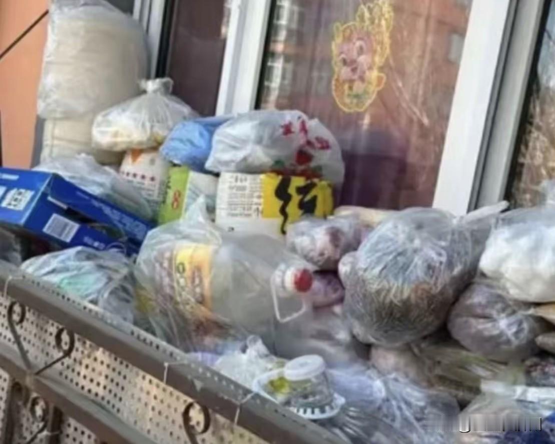 今年春节太暖和，东北那边最先扛不住了，原因也很好玩，过年的时候，东北流行