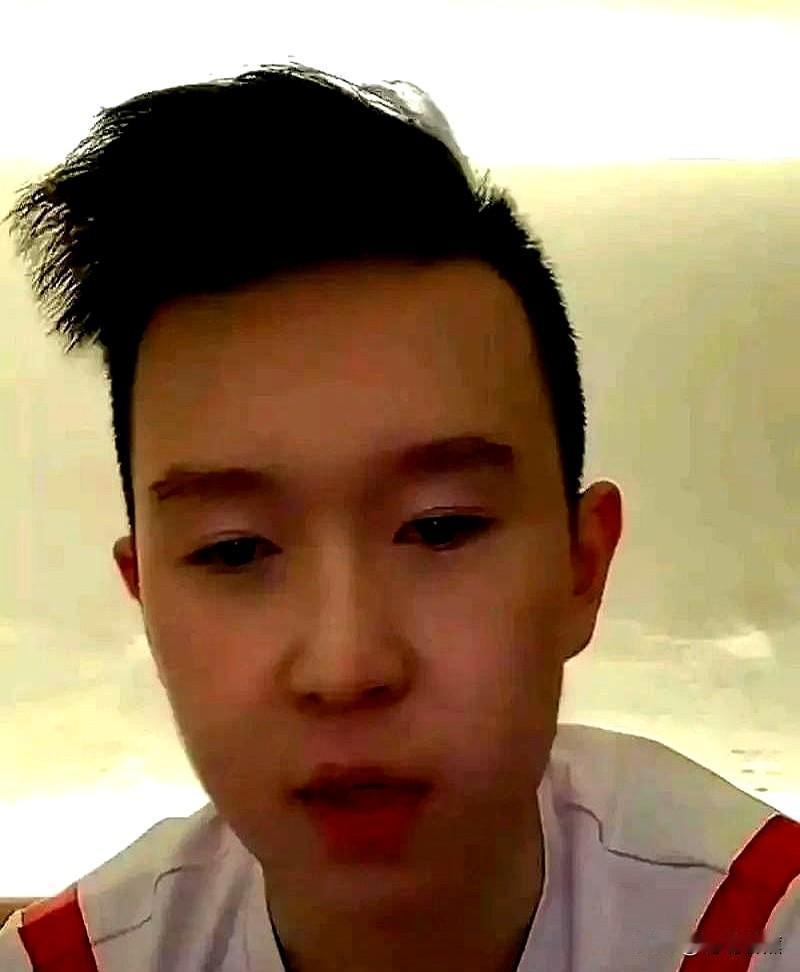 王博谷三气英如镝，镝没了战斗力！要说最绝的还是第三次，英如镝在直播间阴阳怪气