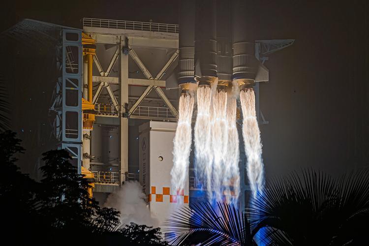 瞅见没？中国航天又整了个大活儿！可重复使用试验航天器成功发射，技术世界前沿。