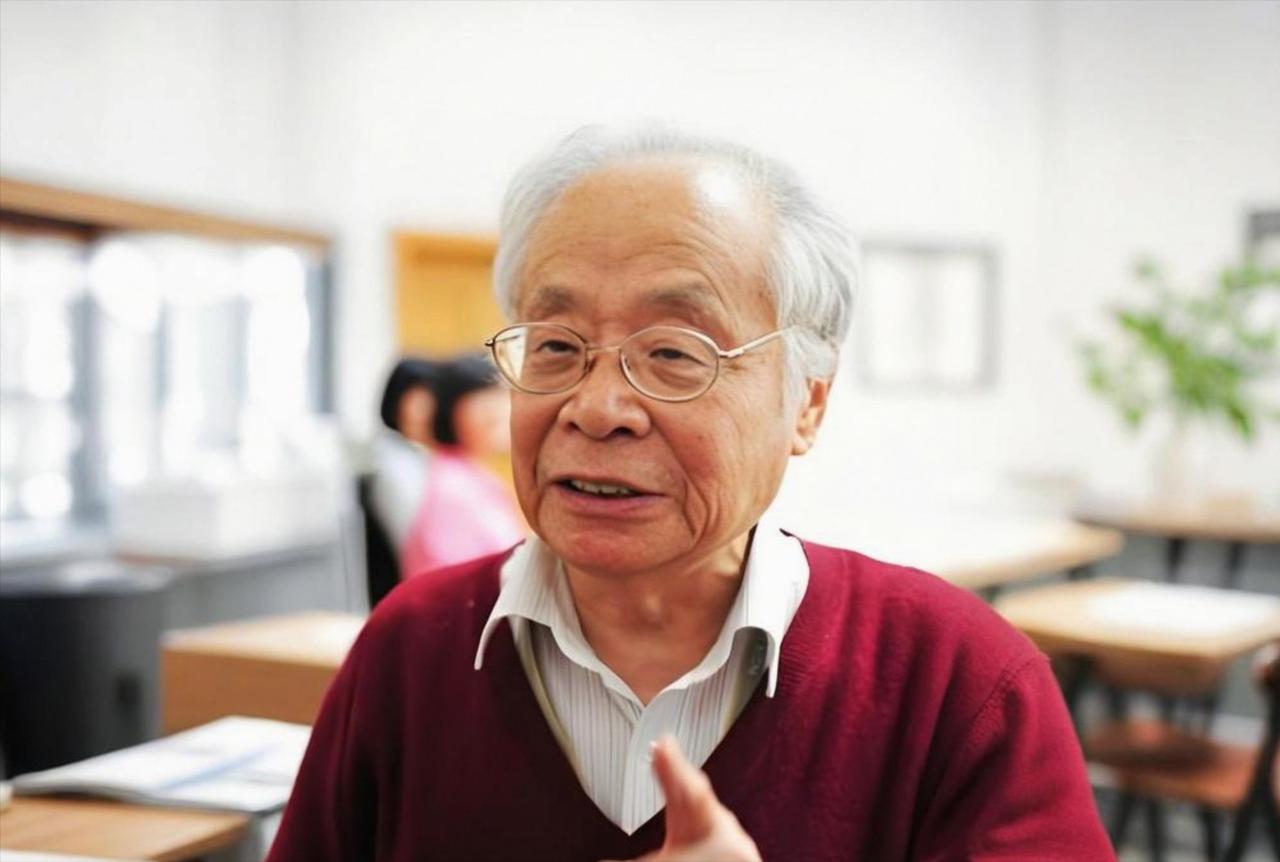 硕士论文抄袭是常见的问题！中国科学院院士何祚庥发声，硕士论文抄袭不是什么大事，没