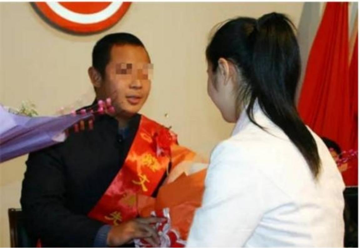 2006年，江西女孩龚燕遭遇车祸后被送往医院，昏迷长达15天，苏醒后对妈妈说：“