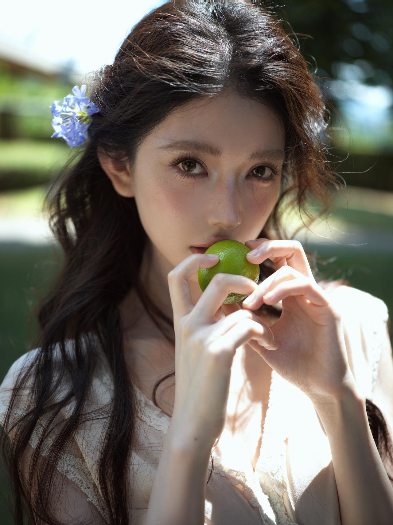 纯欲风美少女，青涩甜美！