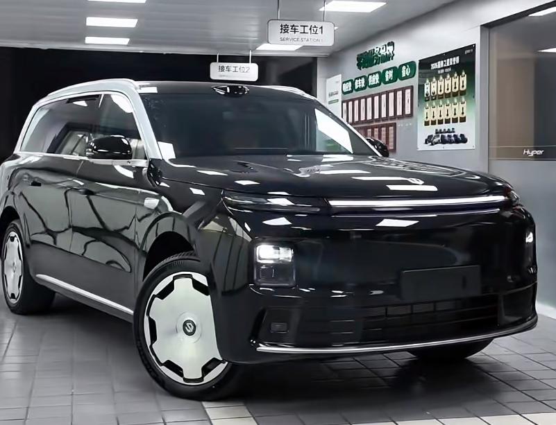 零跑D19再次颠覆认知，价格没开就足够惊喜作为大型7座SUV，零跑D19的设计和