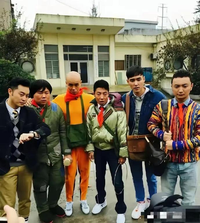 这照片以后不会在有了，那时候真是综艺最好看的时候。不在乎身材，身高，长相。