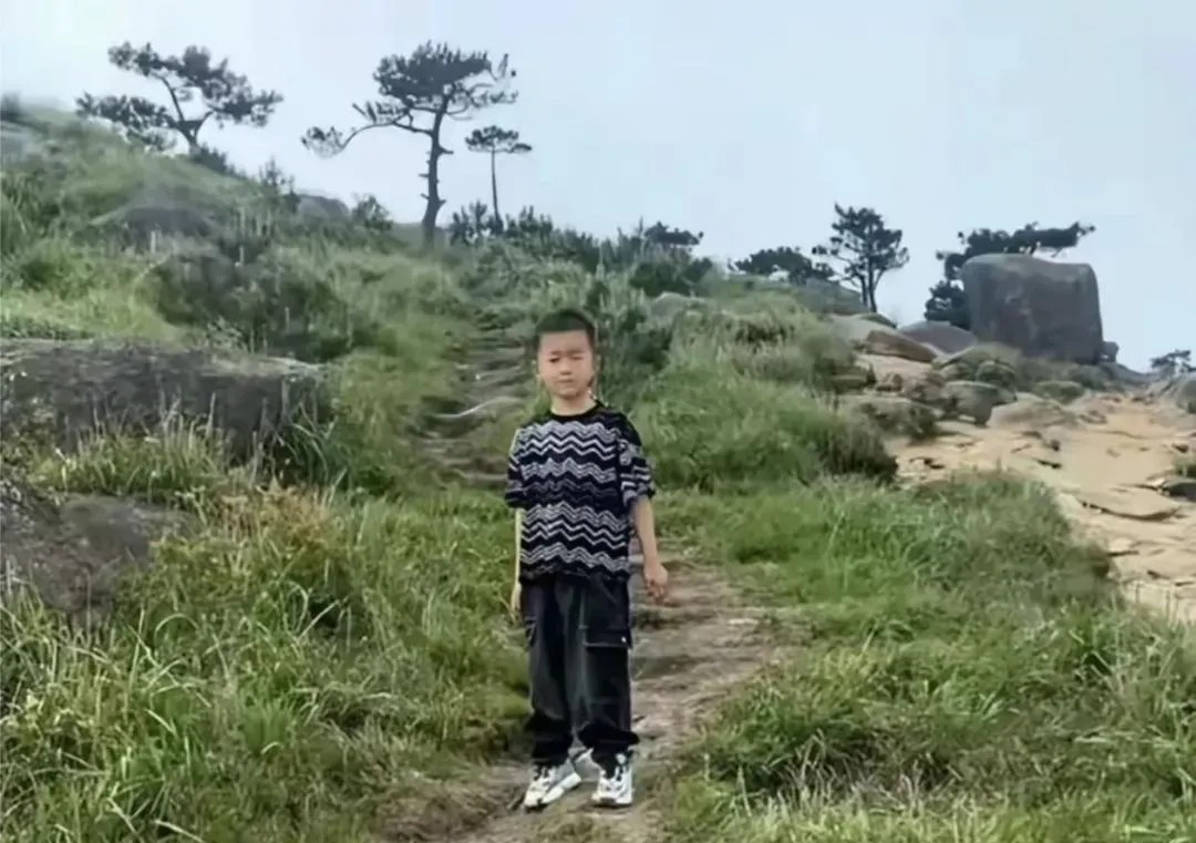 莆田仙游8岁男童走失遇难遗体找到，被一群抓螃蟹的小孩找到，首先我要谴责一下莆田走