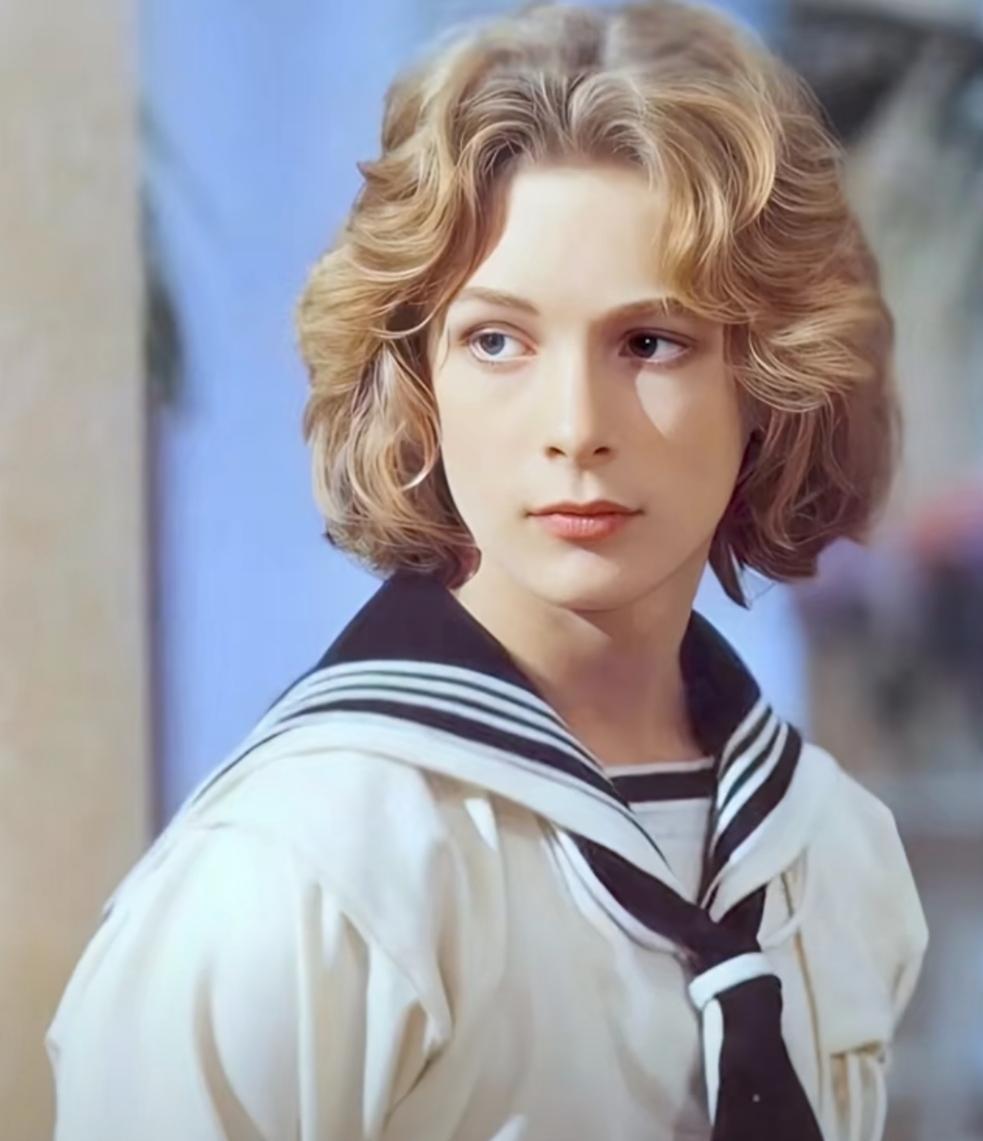 10月27日，瑞典演员伯恩·安德森的女儿发布讣告,称其父亲于10月25日离世！