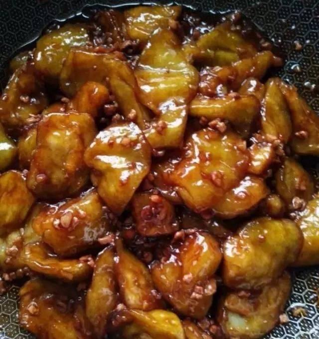 茄子这样吃很容易中毒, 很多人都中招了, 记得告诉家里人。