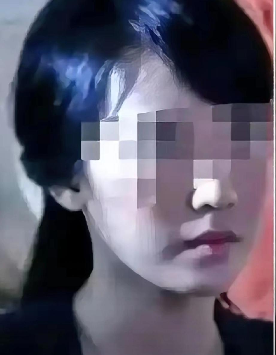 贵阳，一女子跟仅认识30天的男网友见面，不料，当她跟对方发生关系时，突然腹痛厉害