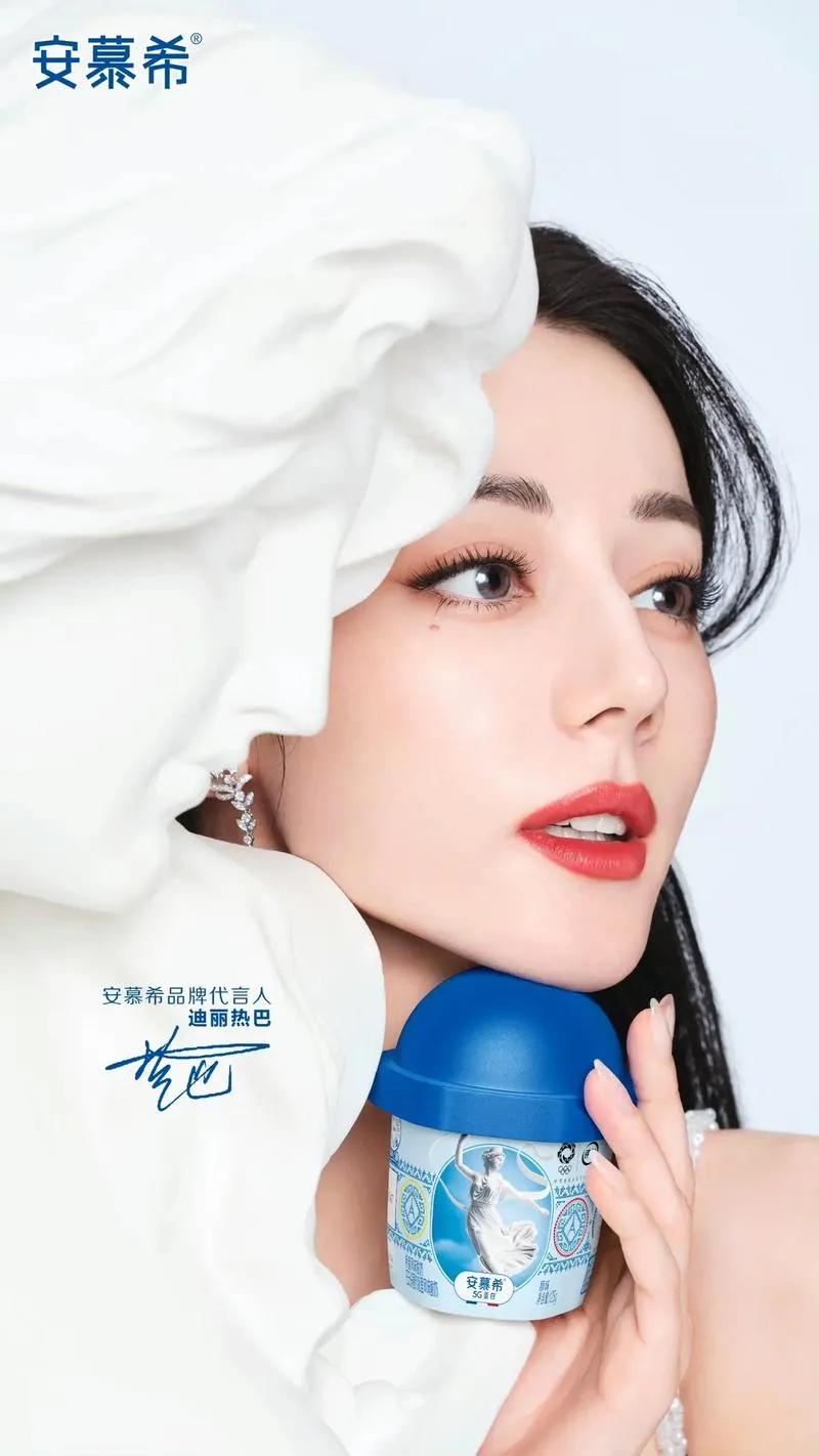 必须是《漂亮的李慧珍》，因为这部剧，她击败孙俪《那年花开月正圆》，殷桃《鸡毛飞上