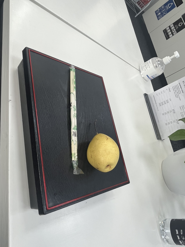 特斯拉这伙食到服务中心检查车子了，没想刚好到饭点，居然有饭吃，这伙食咋样？