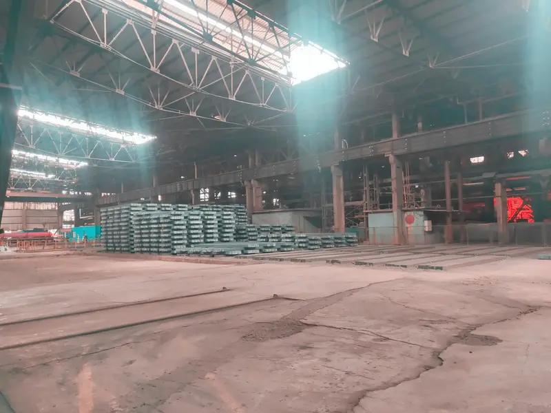 月薪4200，我在工厂撑起一个家每天早上七点上班，晚上八点下班，一站就是十