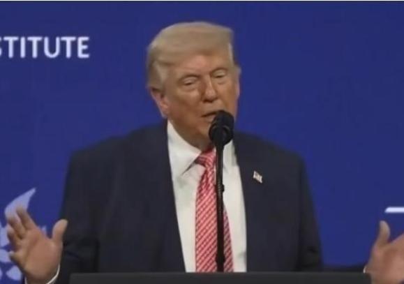 为啥美国敢到处挥舞制裁大棒，偏偏不敢动中国买俄石油！卢比奥道出大实话，难道是良心