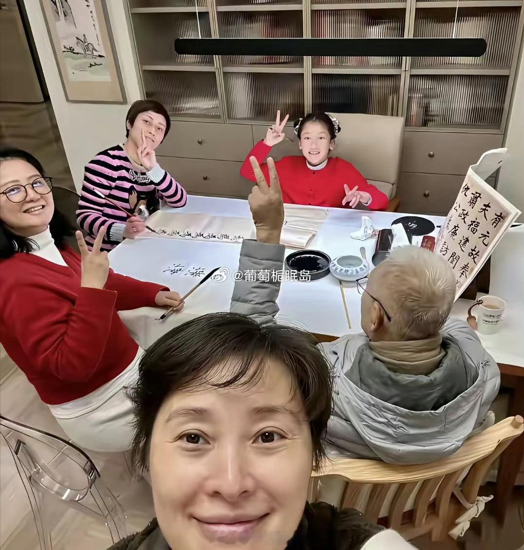 明星不拍戏的时候都干啥？看看吴越就知道了。​​​