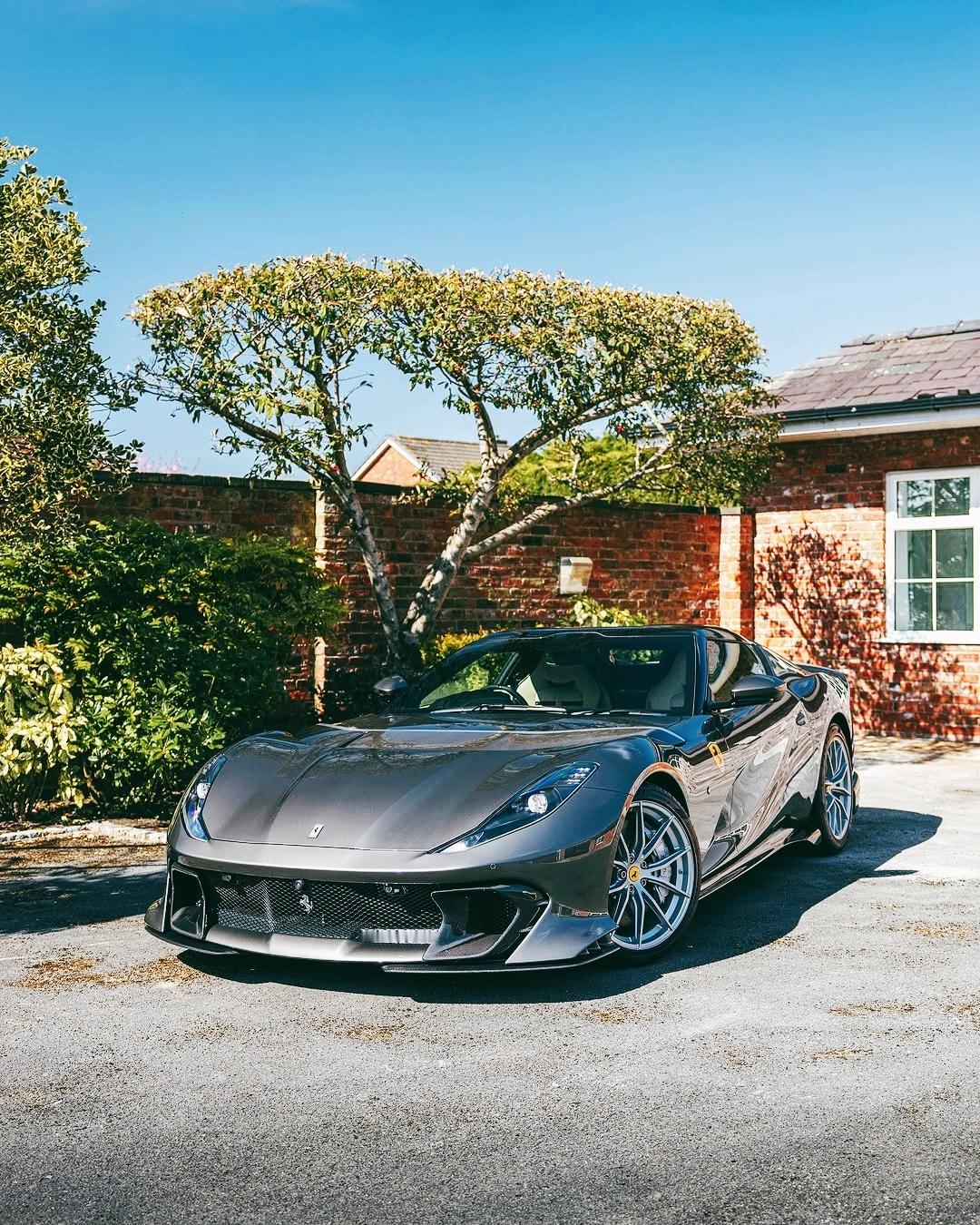 Ferrari812CompetizioneAperta6.5升V12自吸