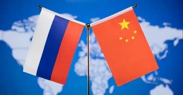 普京发了狠，五常里只有中国没入局，美国媒体突然注意到：中国正悄悄抄底俄罗斯？