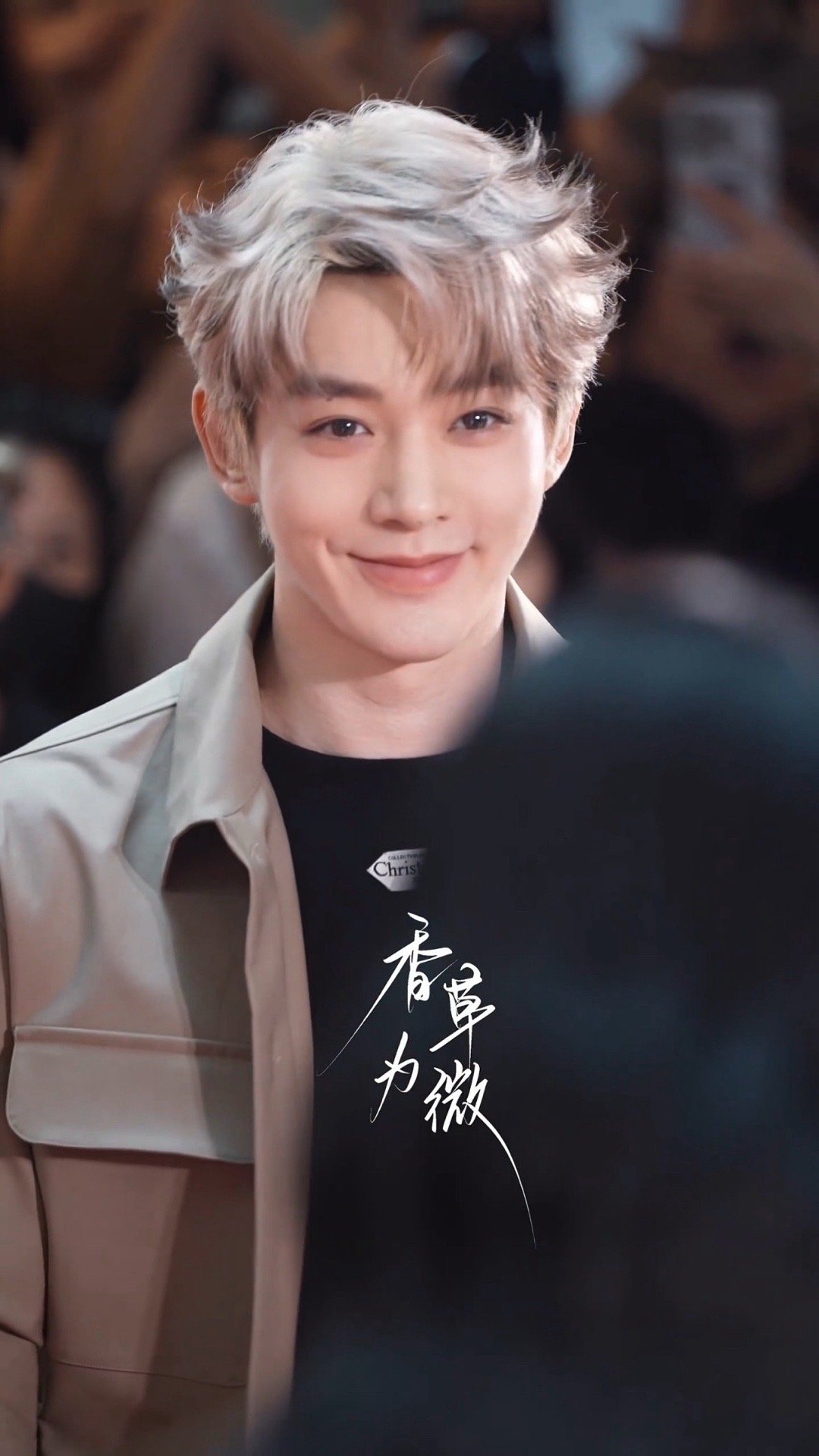 邓为是不是哭了💎迪奥全球美妆大使邓为我的天这男人咋俊成这样嘞点开视频全是尖