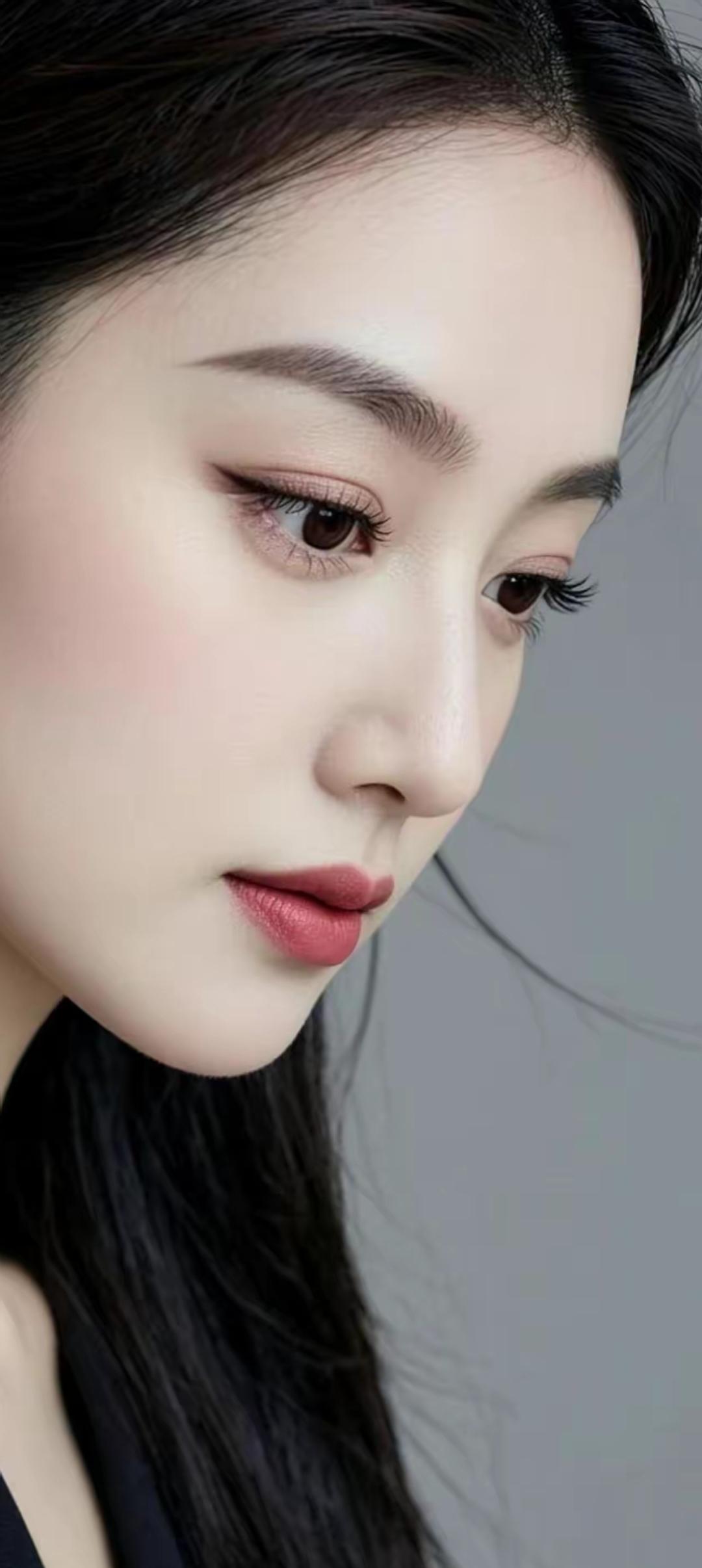 温柔眼妆，粉嫩唇色，优雅气质，尽显东方美！