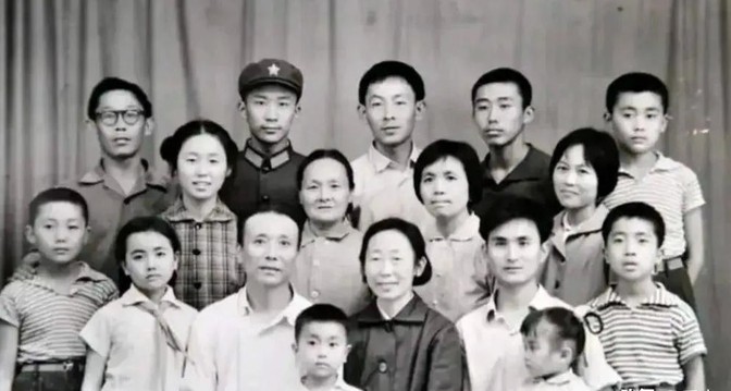 1966年，许曼云对保姆高玉清说：明儿你不用来了，孩子大了，我要找一个有文化的保
