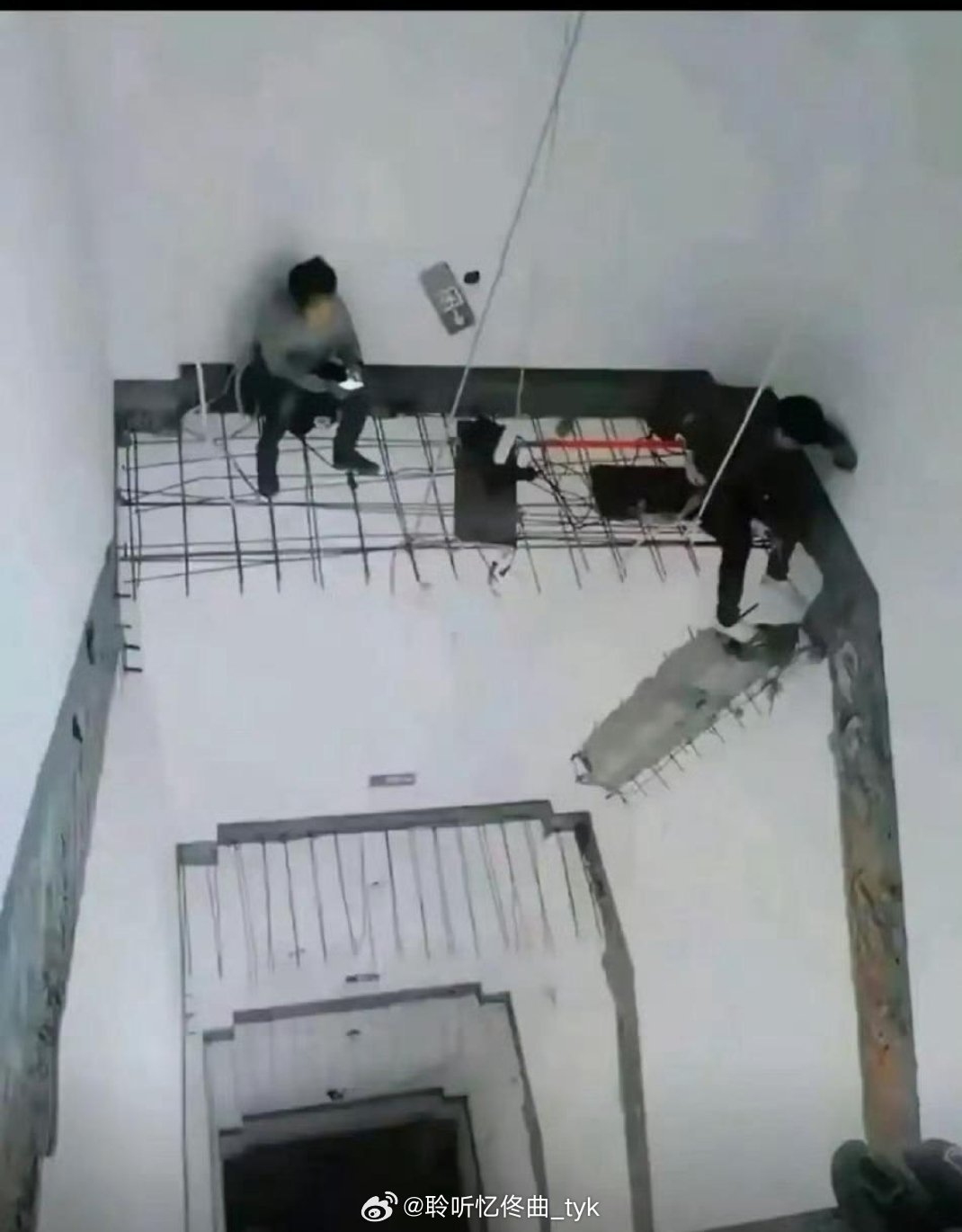 这种工作说实话给我1万我都不敢干