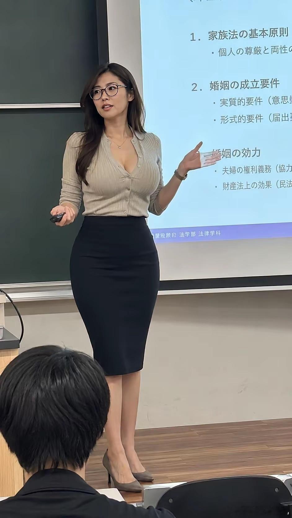 这样的班主任你还会逃课吗？