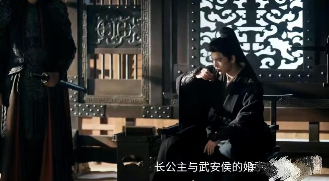 《逐玉》第32集，太监上门向谢征宣旨，长公主和武安侯的婚事，宜早不宜迟。谢征听后