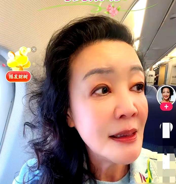 儿子给前夫打了19年钱，累计上千万，张兰却说：这才是我的资产。前阵子飞台北