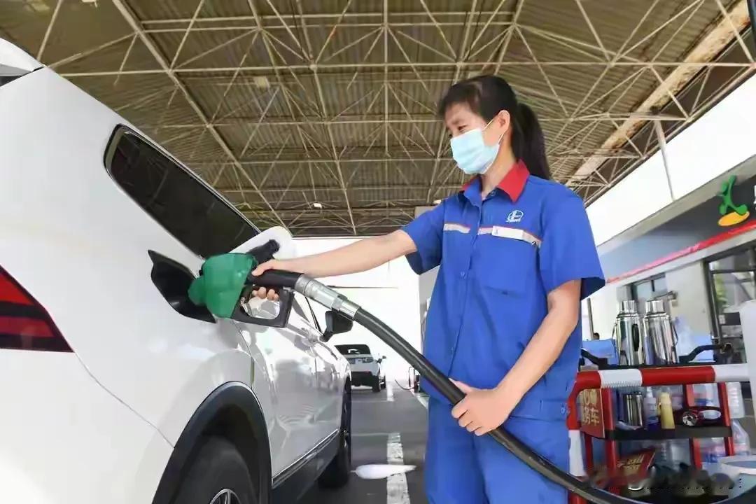 欧洲：中国纯电动车继续加税！中国：知道了，卖你们混动汽车。这份看似意料之外的