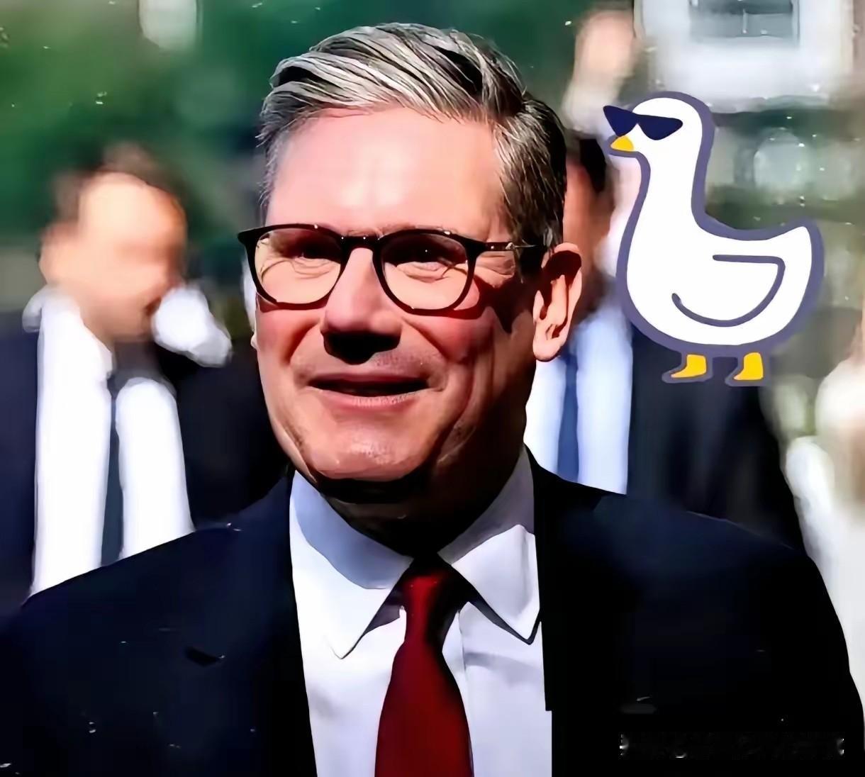 英国消息2025年12月2日，英国首相斯塔默公开承认，脱欧协议确实对英国经济