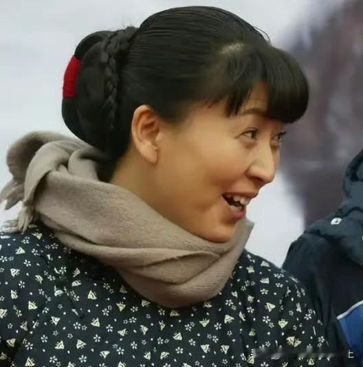 我真服了，希望谁能共情，每个博士研究生一个月都三千不到，博士毕业都挣不到你儿子那