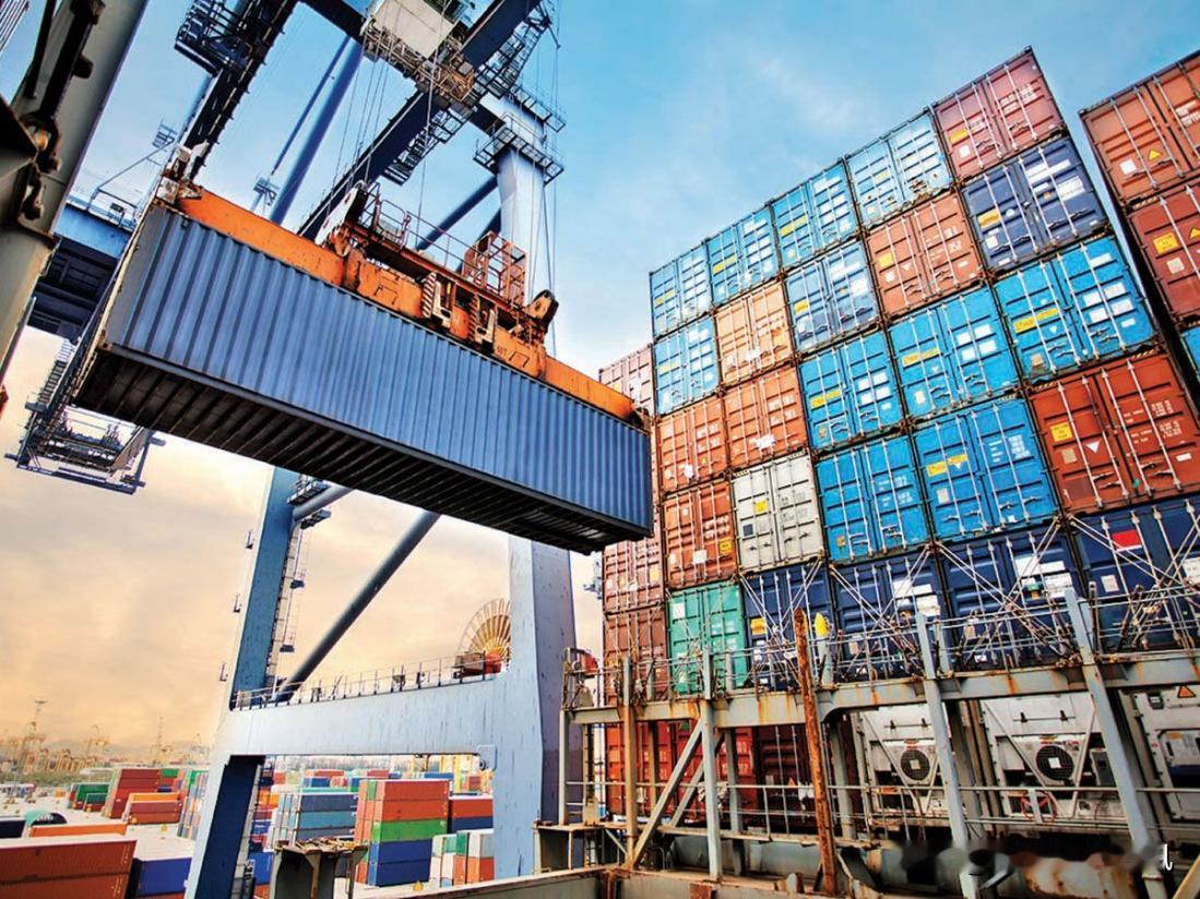 印度《自治报》（Swarajya）《艾哈迈达巴德镜报》2月7日报道，2025财年