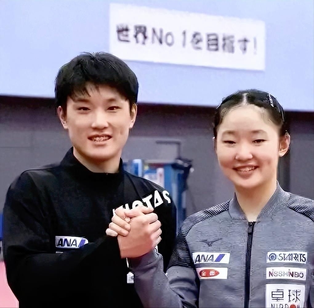 张本兄妹同时夺冠🏓张本兄妹同日登顶，创造WTT历史2026年8月9日，WTT