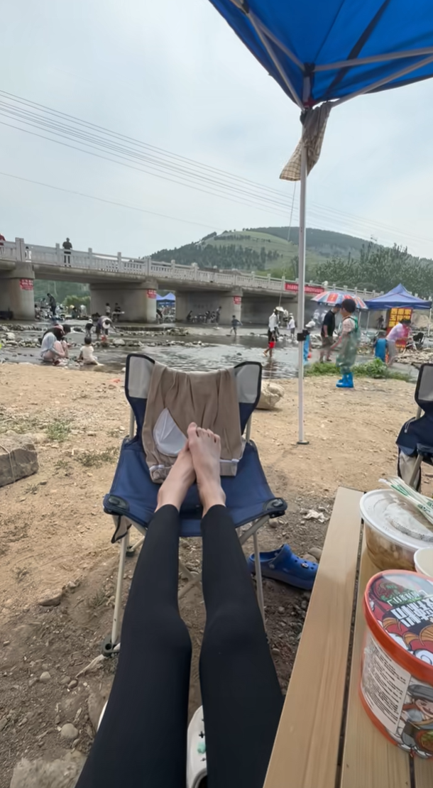 我最喜欢后两句：等闲变却故人心，却道故人心易变
