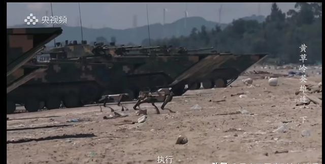 解放军的武器装备已经领先世界，再也不是过去的所谓“与世界先进水平还有差距”了。央