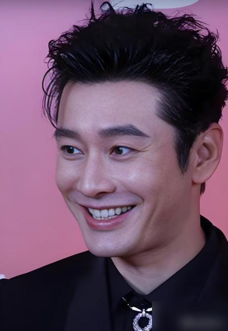 全网都在夸迪丽热巴扛剧，我告诉你，你们全看错了。真正的操盘手，黄晓明，甚至没在这