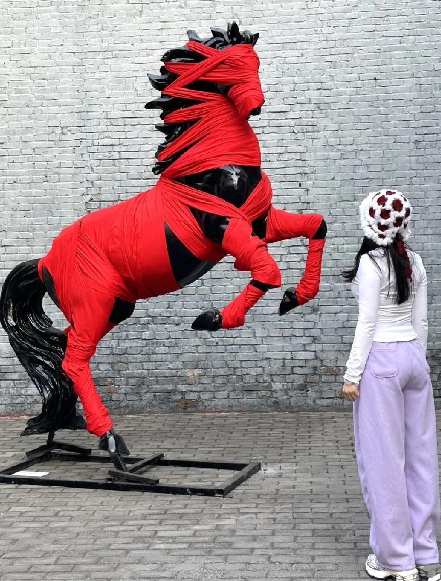 一个电话，直接把明孝陵“整怕了”，周五火速撤展。哪里是虚心纳谏，分明是怕舆论闹