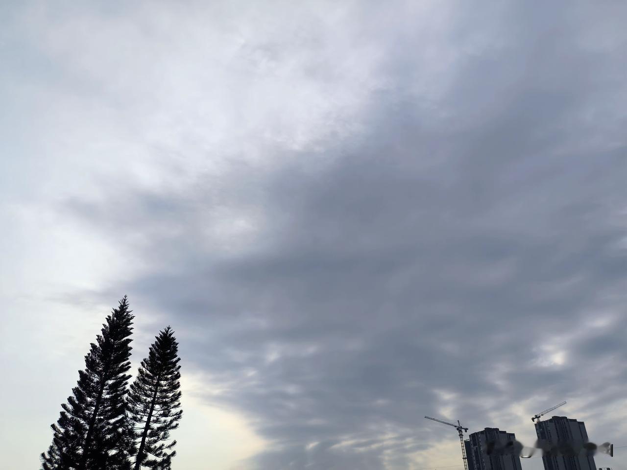 广东阳光余额不足，抓紧晾晒！新一轮雨水即将上线啦！今天（20日），广东继续受