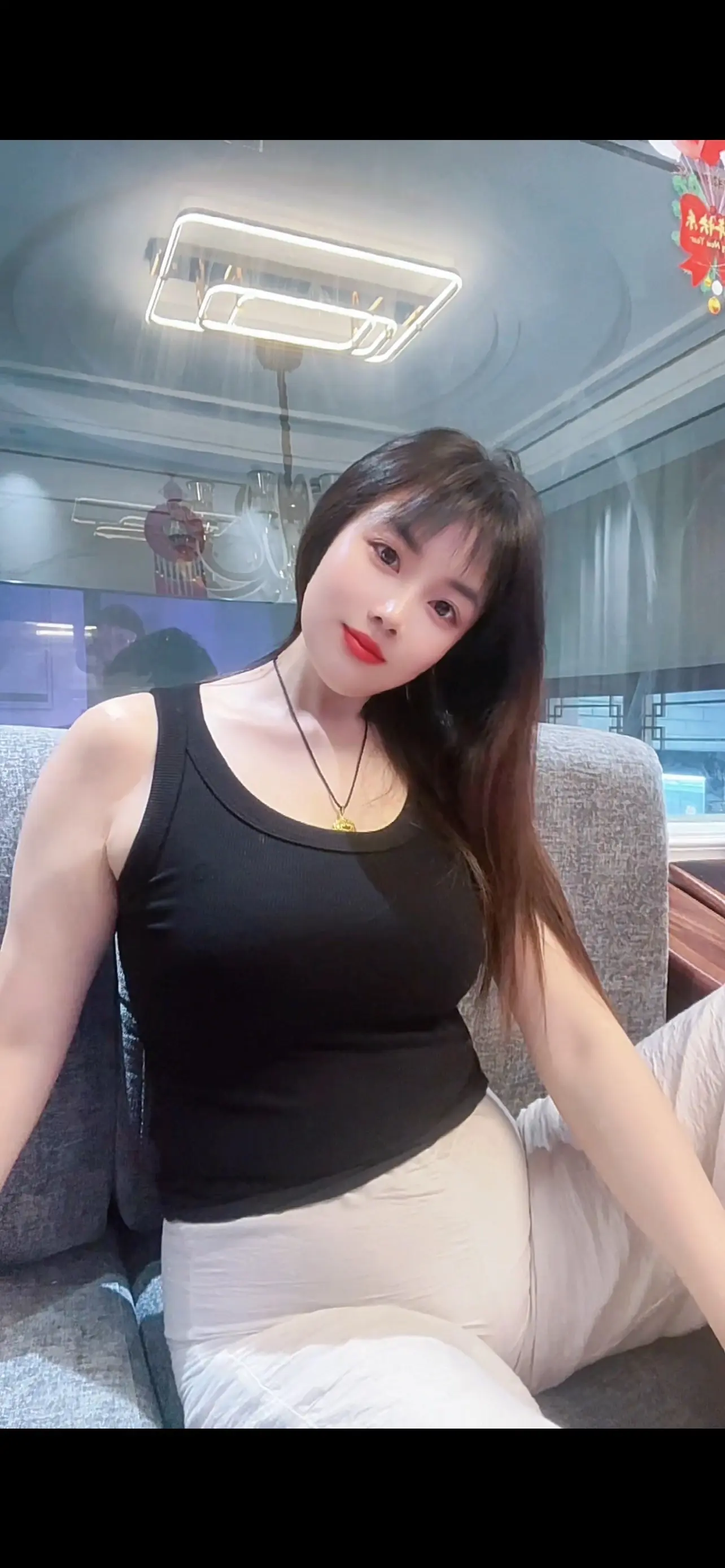 以前觉得沟通很重要，后来才明白，共鸣才是绝杀，因为如果他听不懂你的话...