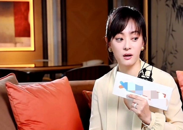 演员孙俪说：“丁达尔在我眼中就是别人家的孩子，有时候拍戏，正拍着呢，这孩子就不知