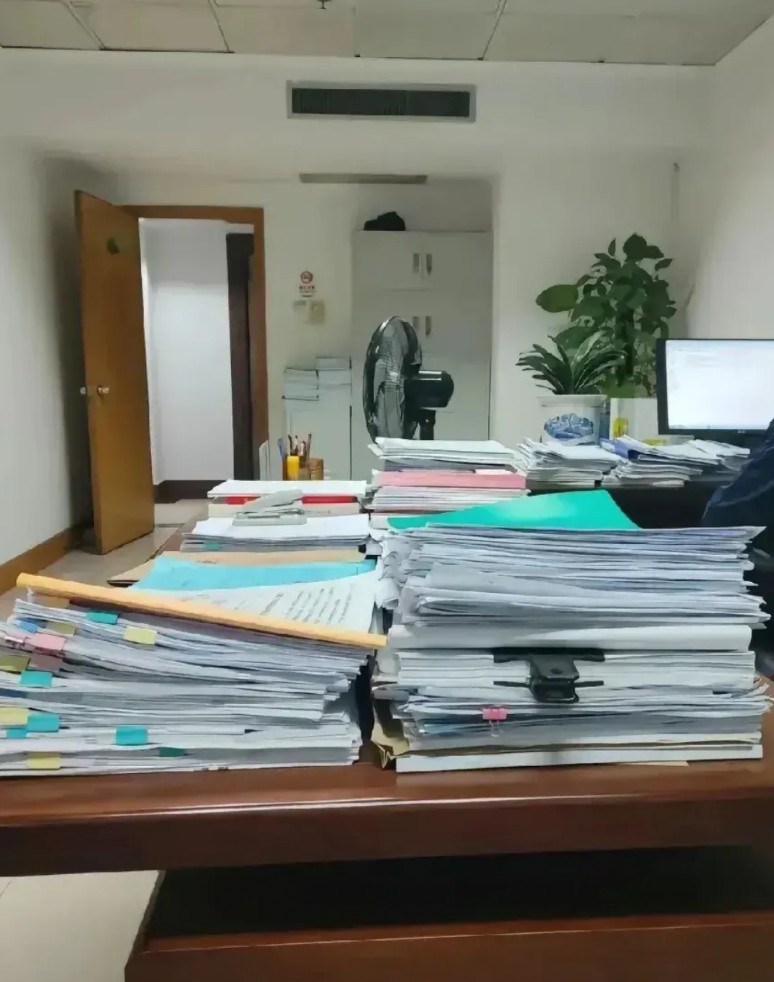 不要怀疑985学生的学习能力单位招录了两名选调生，都是985名校的研究生。安