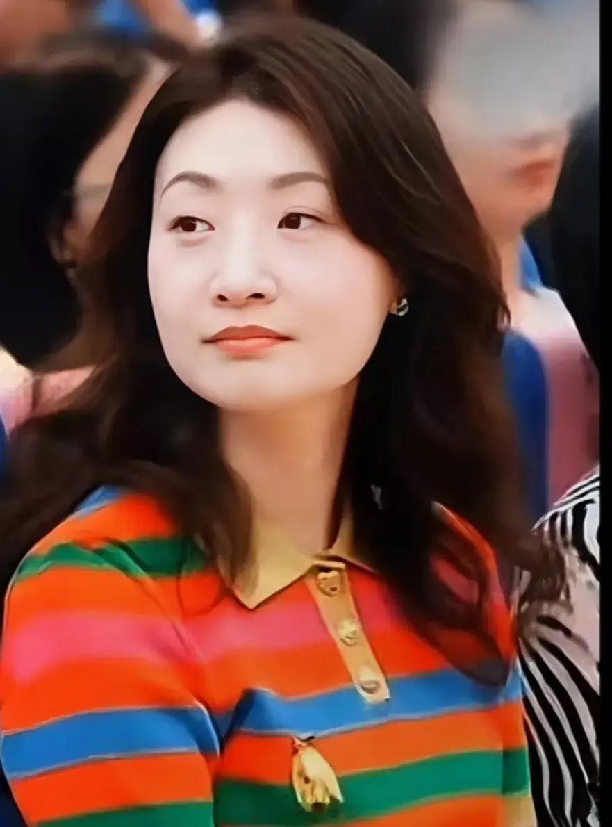 宗馥莉的叔叔说了一个大实话，他说宗馥莉从小自私。这话，不能细品。因为这完全就是宗